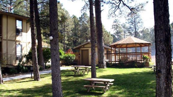Village Lodge Ruidoso Exterior photo